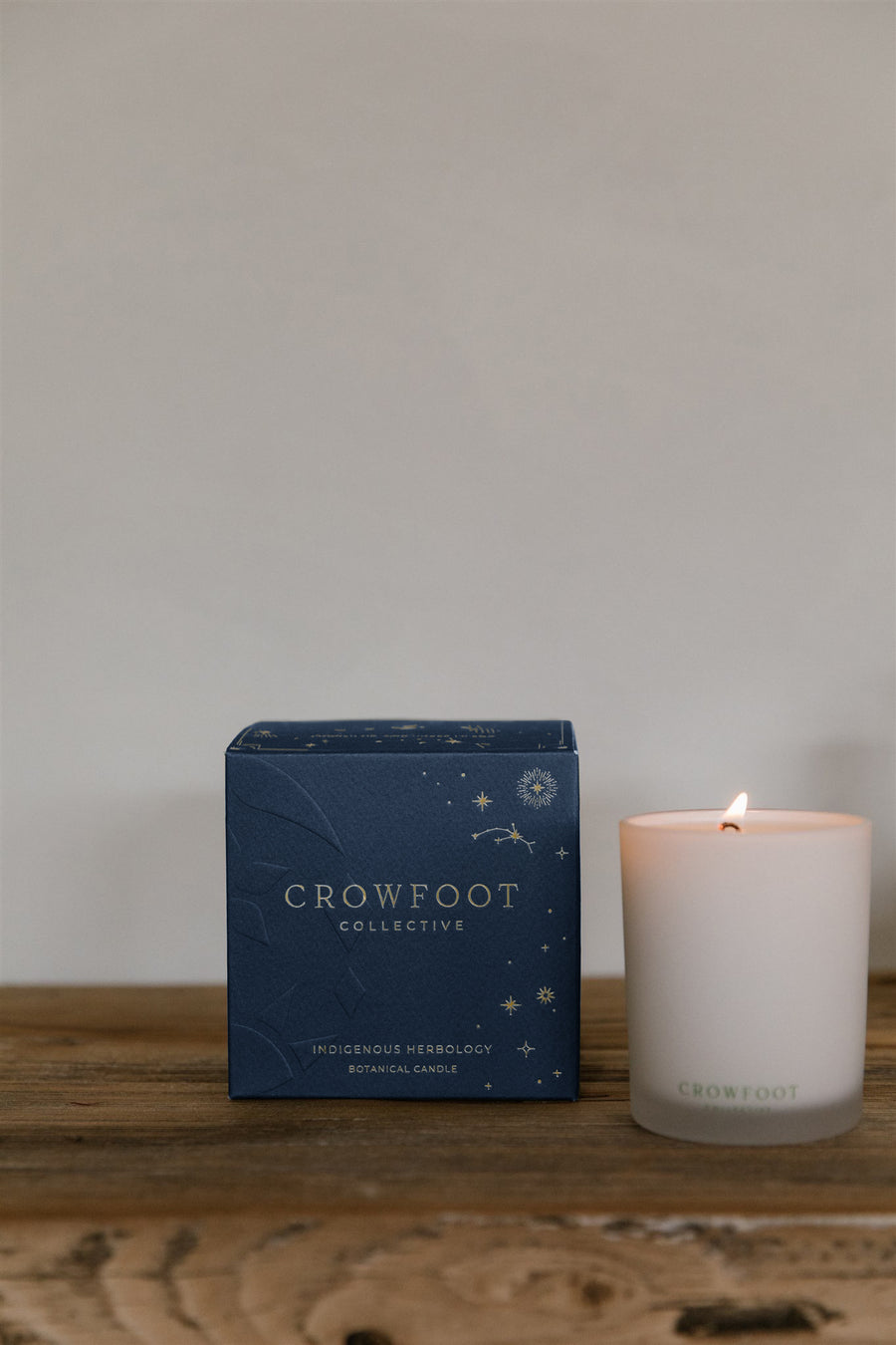 Wolf Trail candle with holiday box