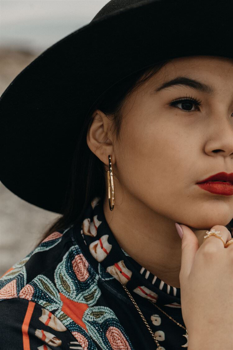 M A K O Y O O H S O K O Y I (Wolf Trail Earrings)