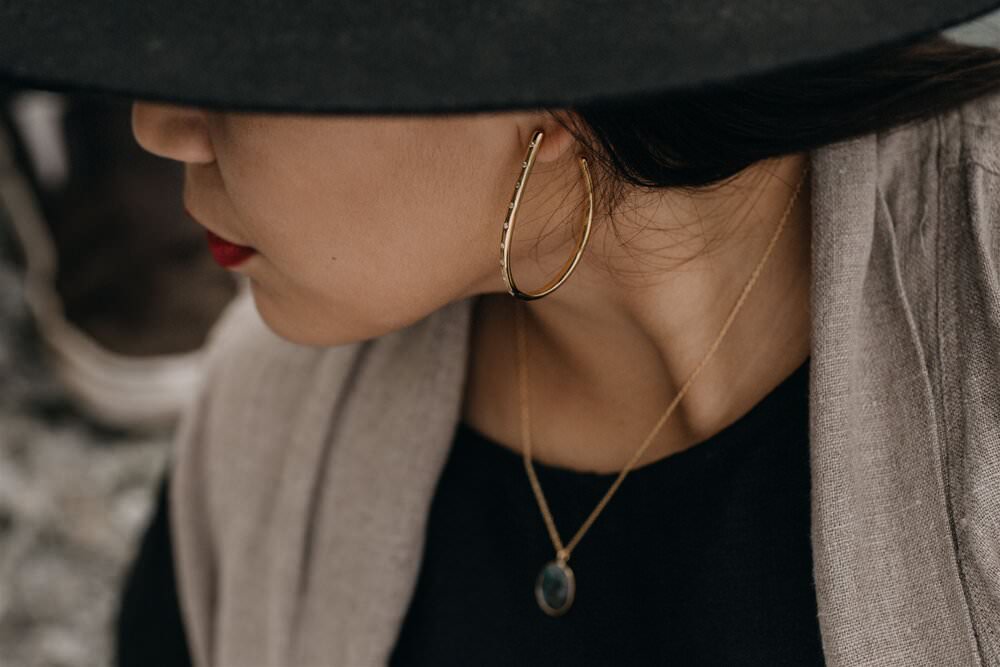 M A K O Y O O H S O K O Y I (Wolf Trail Earrings)