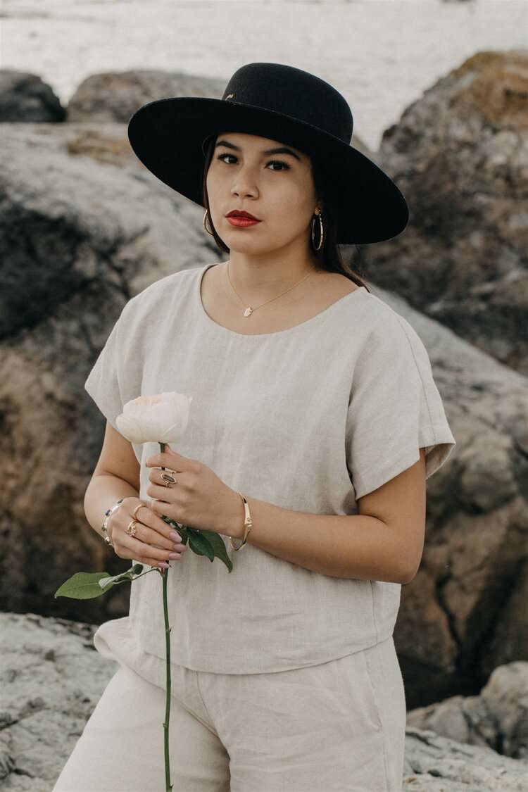 M A K O Y O O H S O K O Y I (Wolf Trail Earrings)