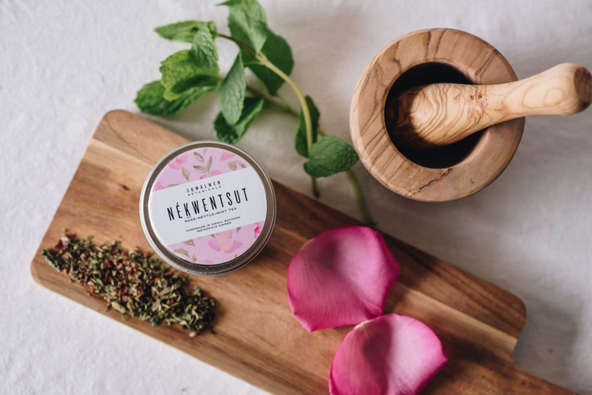 NÉKWENTSUT ROSE+NETTLE+MINT TEA